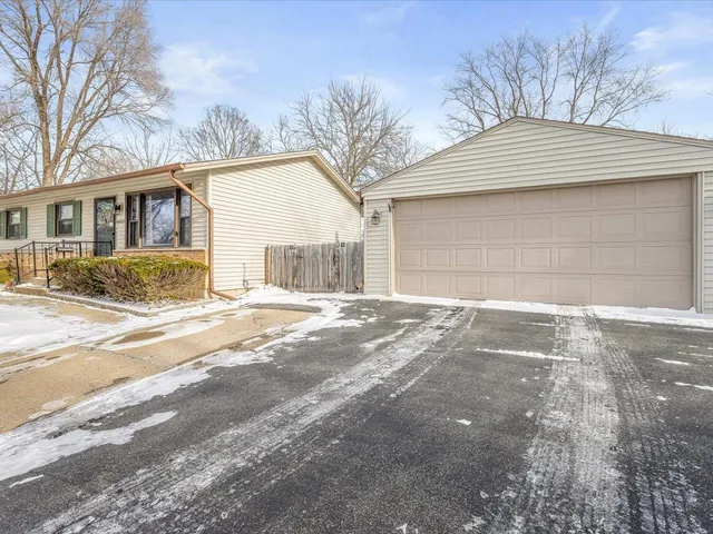 $200,000 | 4533 Tenby Court, Loves Park, IL 61111