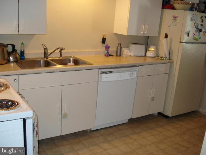 113 Cherry Valley Road Reisterstown, MD 21136 - Photo 27 of 30 2nd. Kitchen at basemant