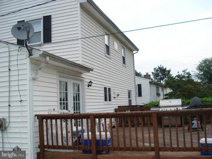 113 Cherry Valley Road Reisterstown, MD 21136 - Photo 5 of 30 Back Side