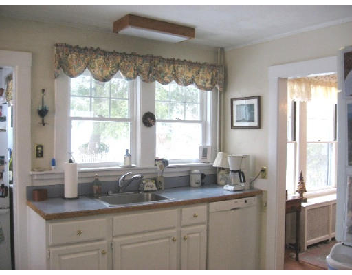 412 Weston Road Wellesley, MA 02482 - Photo 8 of 13