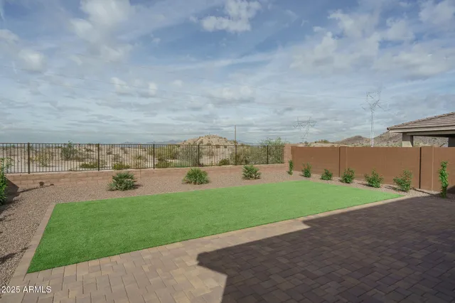 $2,695 | 9036 South 169th Drive, Goodyear, AZ 85338