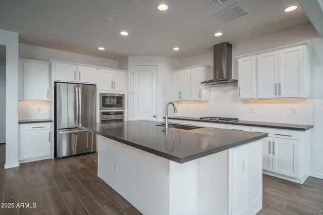 $2,695 | 9036 South 169th Drive, Goodyear, AZ 85338