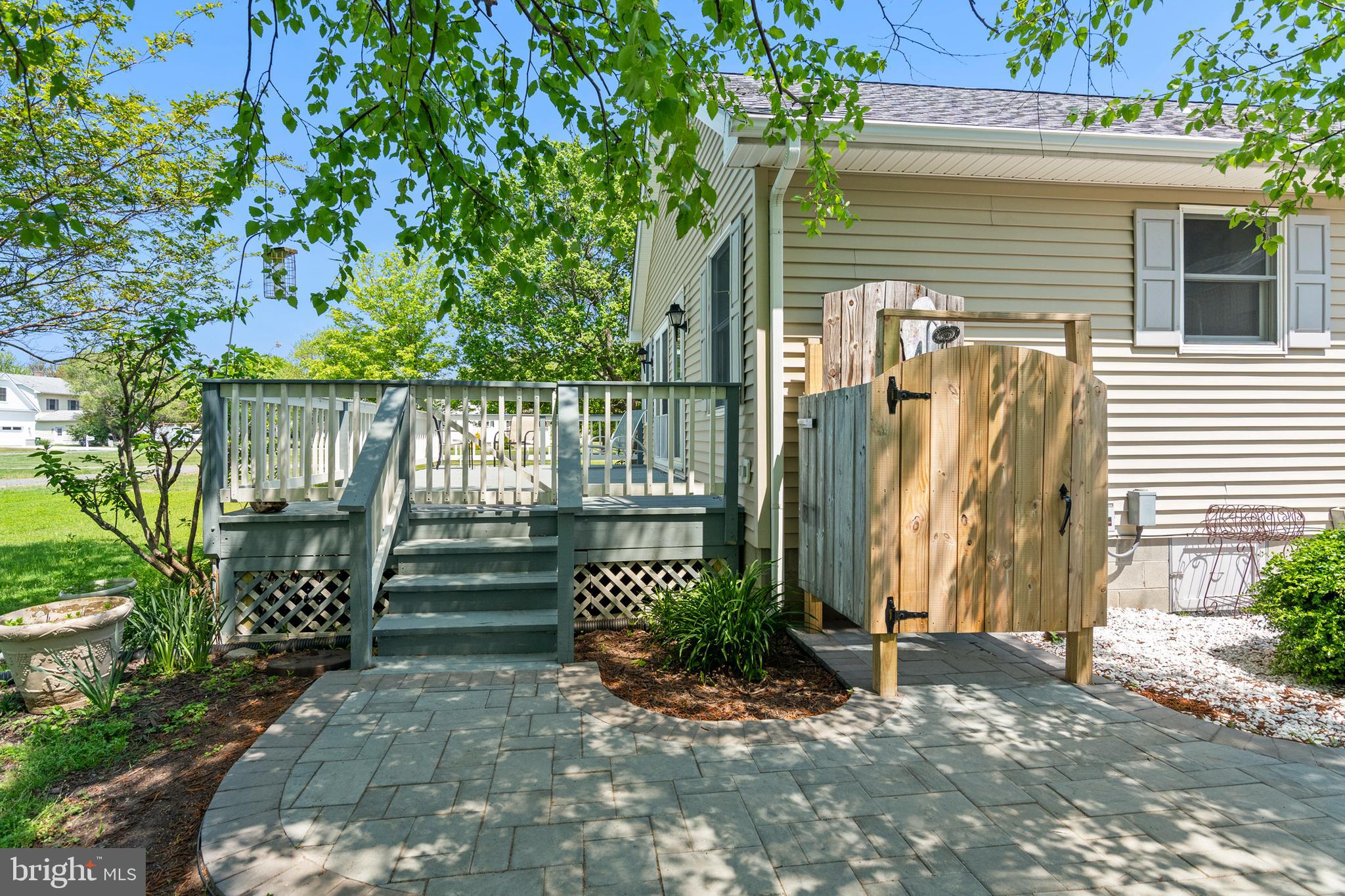 5379 Anchor Road Tilghman, MD 21671 - Photo 32 of 56 Outside Shower