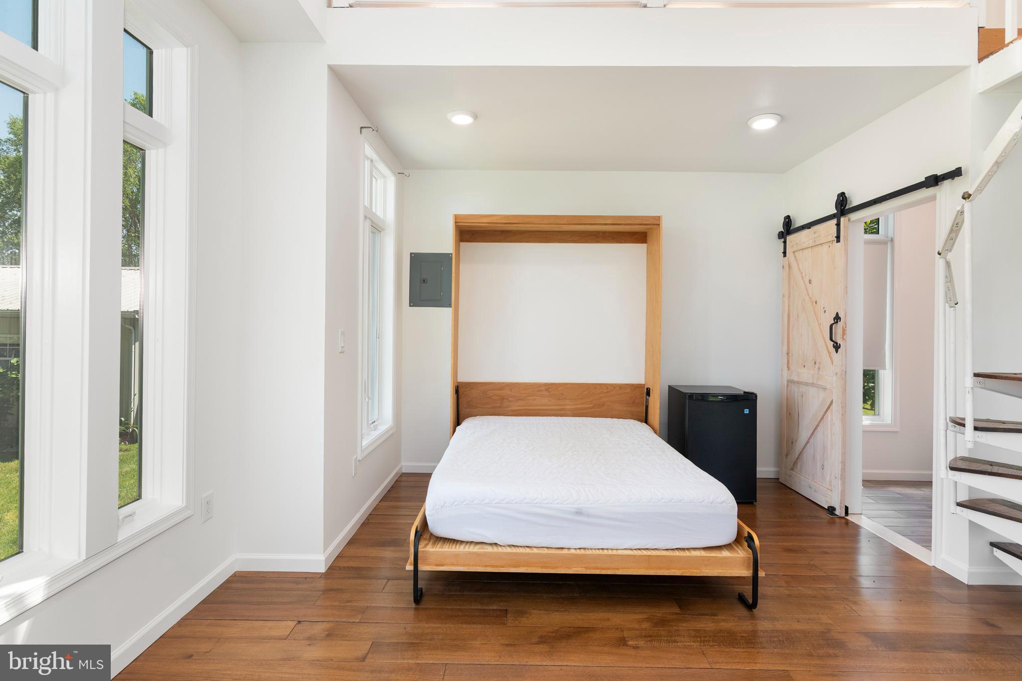 5379 Anchor Road Tilghman, MD 21671 - Photo 49 of 56 Murphy Bed