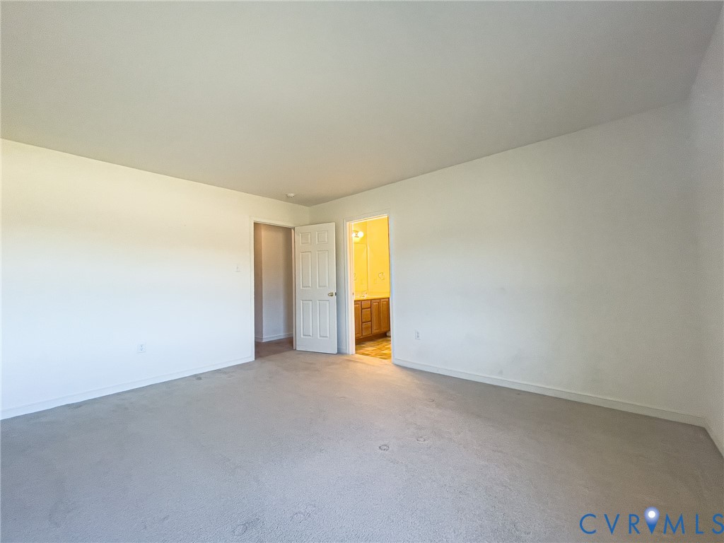 59 Taylor Farms Road Kenbridge, VA 23944 - Photo 30 of 50 an empty room with a window
