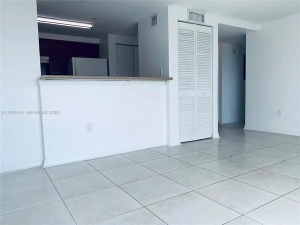 $2,000 | 406 Northwest 22nd Avenue, Unit 702, Miami, FL 33125