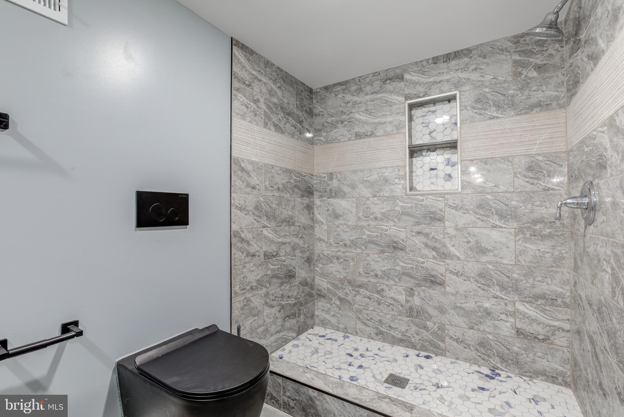 5839 Christian Street Philadelphia, PA 19143 - Photo 29 of 43