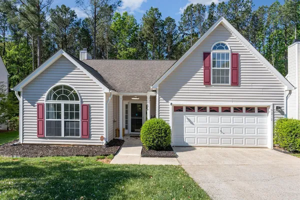 $2,450 | 9212 Erinsbrook Drive, Raleigh, NC 27617