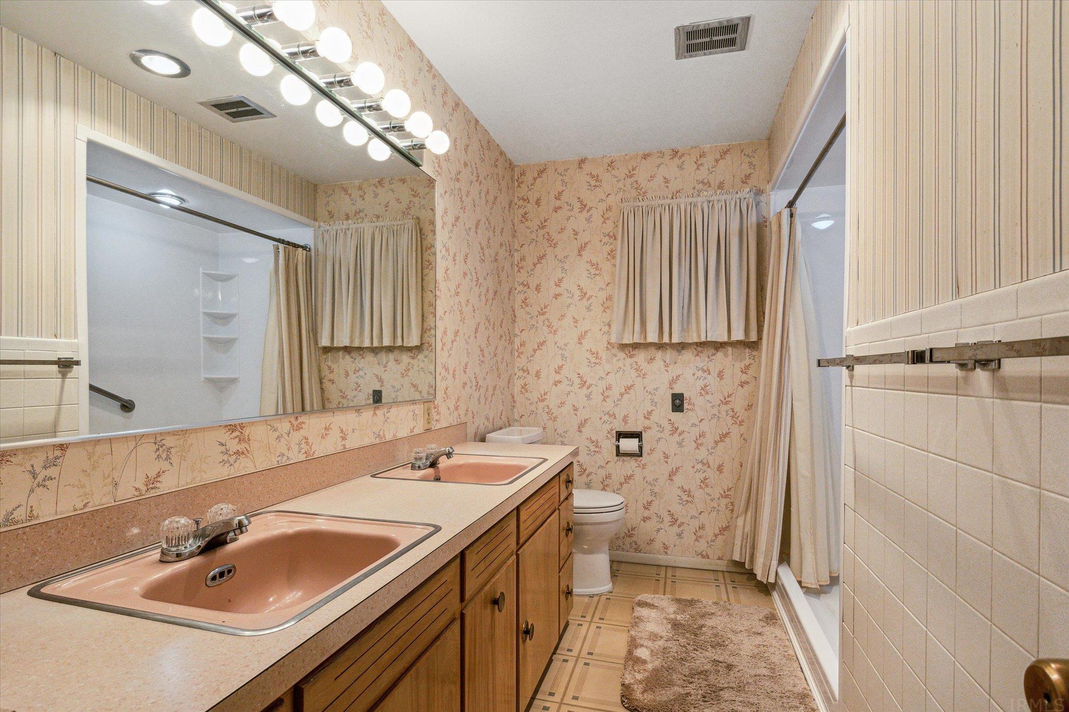 208 Carter Road Goshen, IN 46526 - Photo 29 of 36 Gallery Image 29