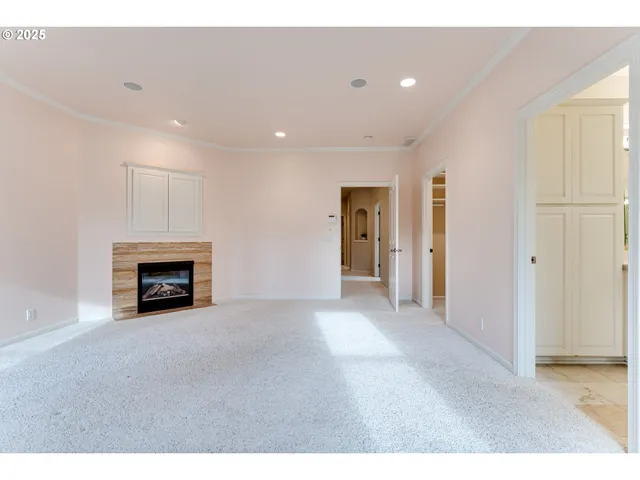 $1,128,000 | 875 Sand Avenue, Eugene, OR 97401