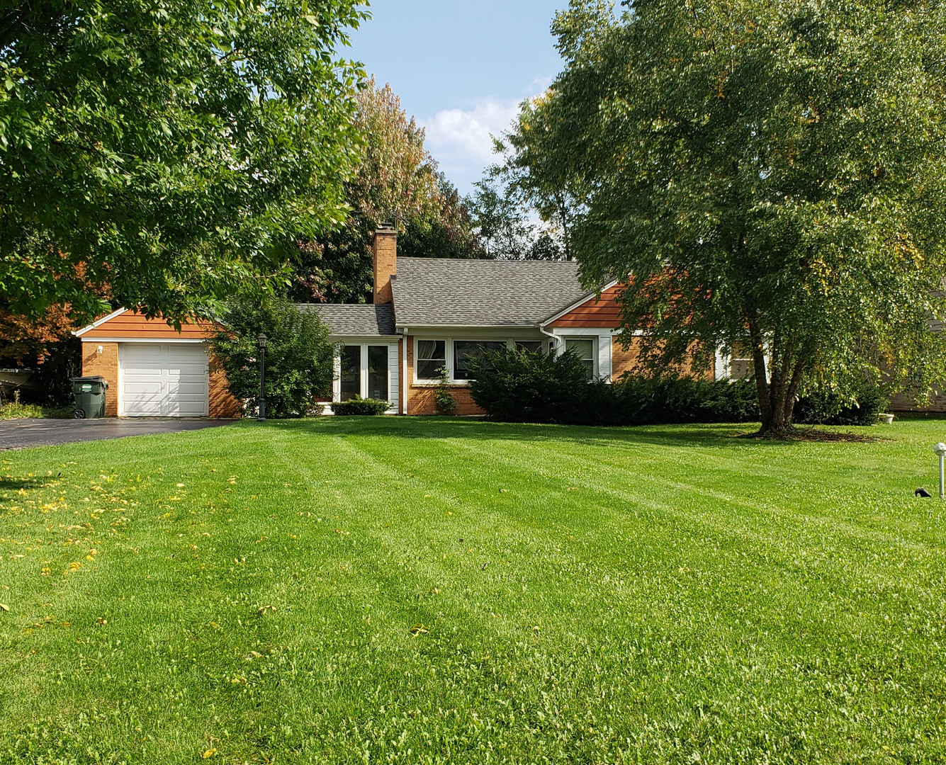 811 South Arlington Heights Road Arlington Heights, IL 60005 - Photo 1 of 1
