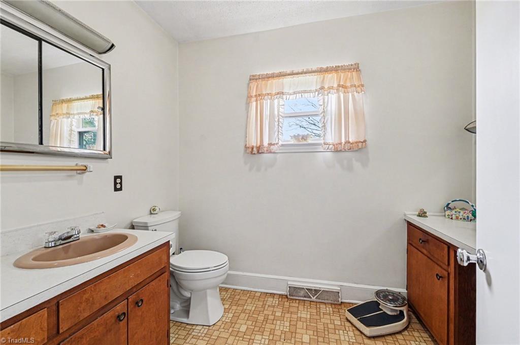 1261 Springwood Church Road Gibsonville, NC 27249 - Photo 11 of 36