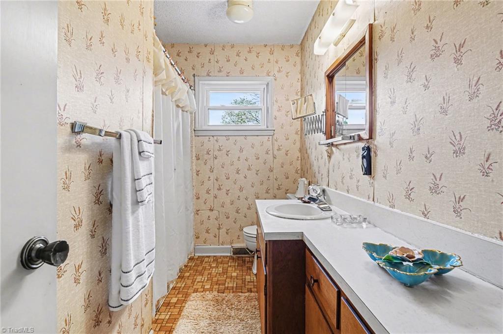 1261 Springwood Church Road Gibsonville, NC 27249 - Photo 17 of 36