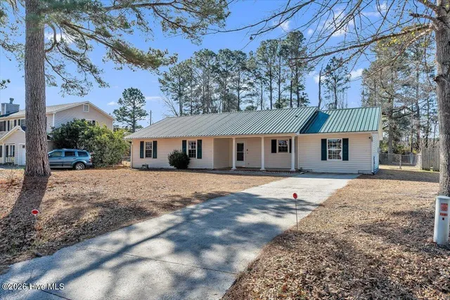 $262,050 | 114 Education Lane, Havelock, NC 28532