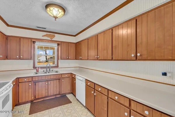 $249,999 | 114 Education Lane, Havelock, NC 28532