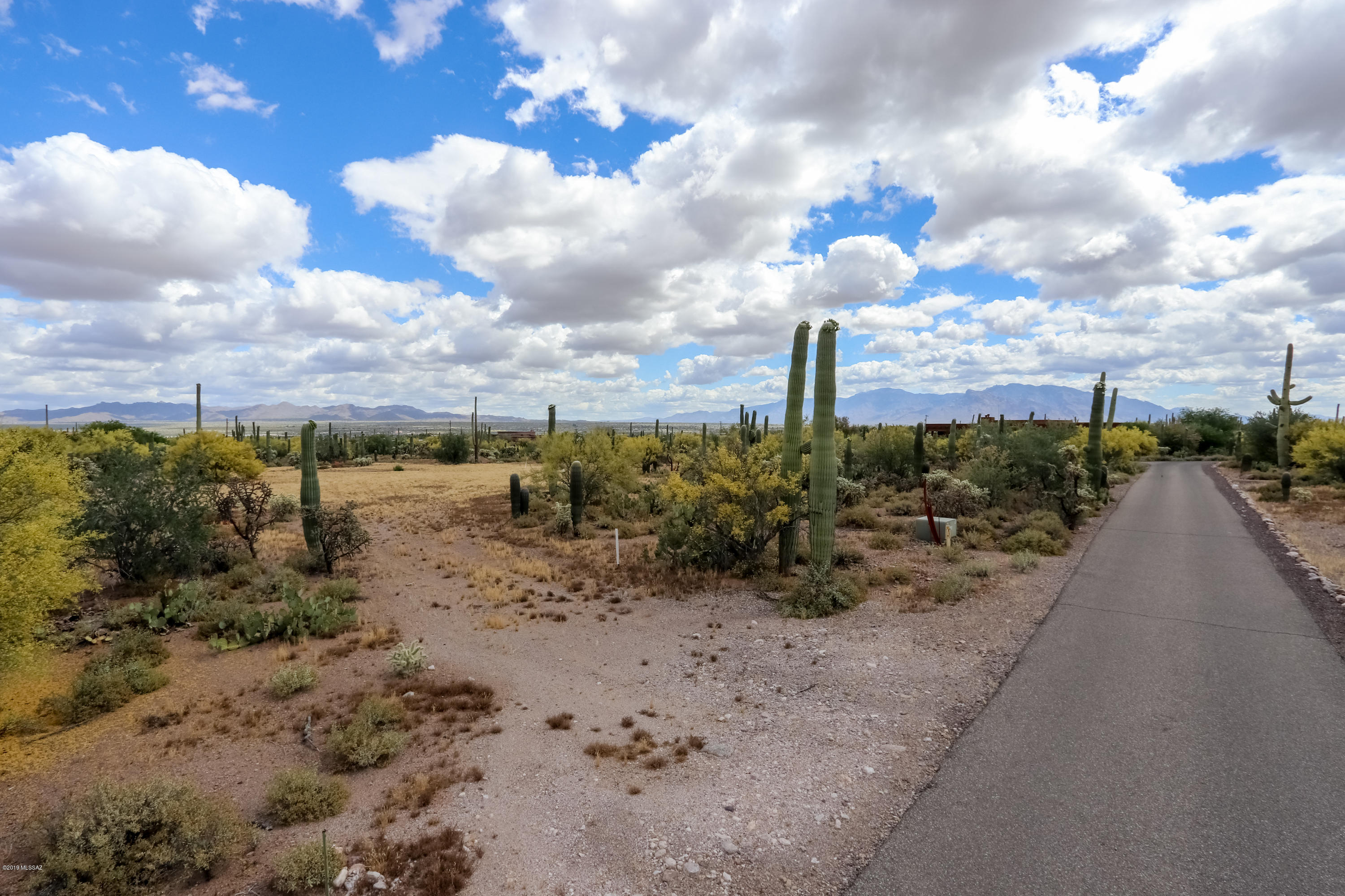 7474 West Ina Road Tucson, AZ 85743 - Photo 6 of 18 Gallery Image 6