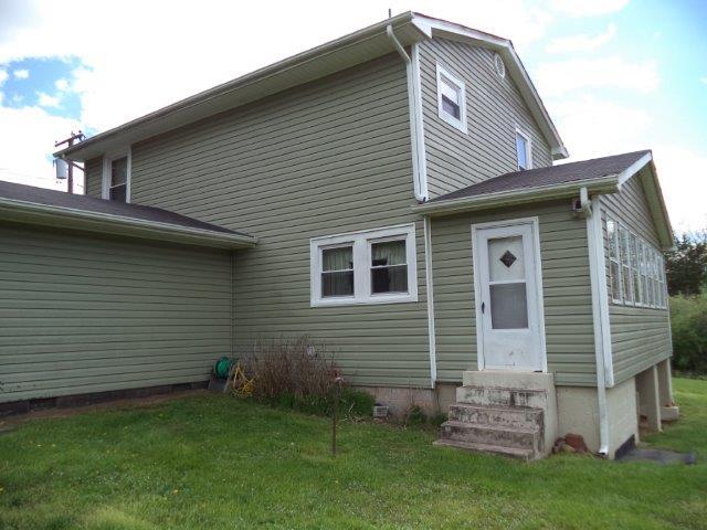 325 Newtown Road Buchanan, VA 24066 - Photo 5 of 39 Rear