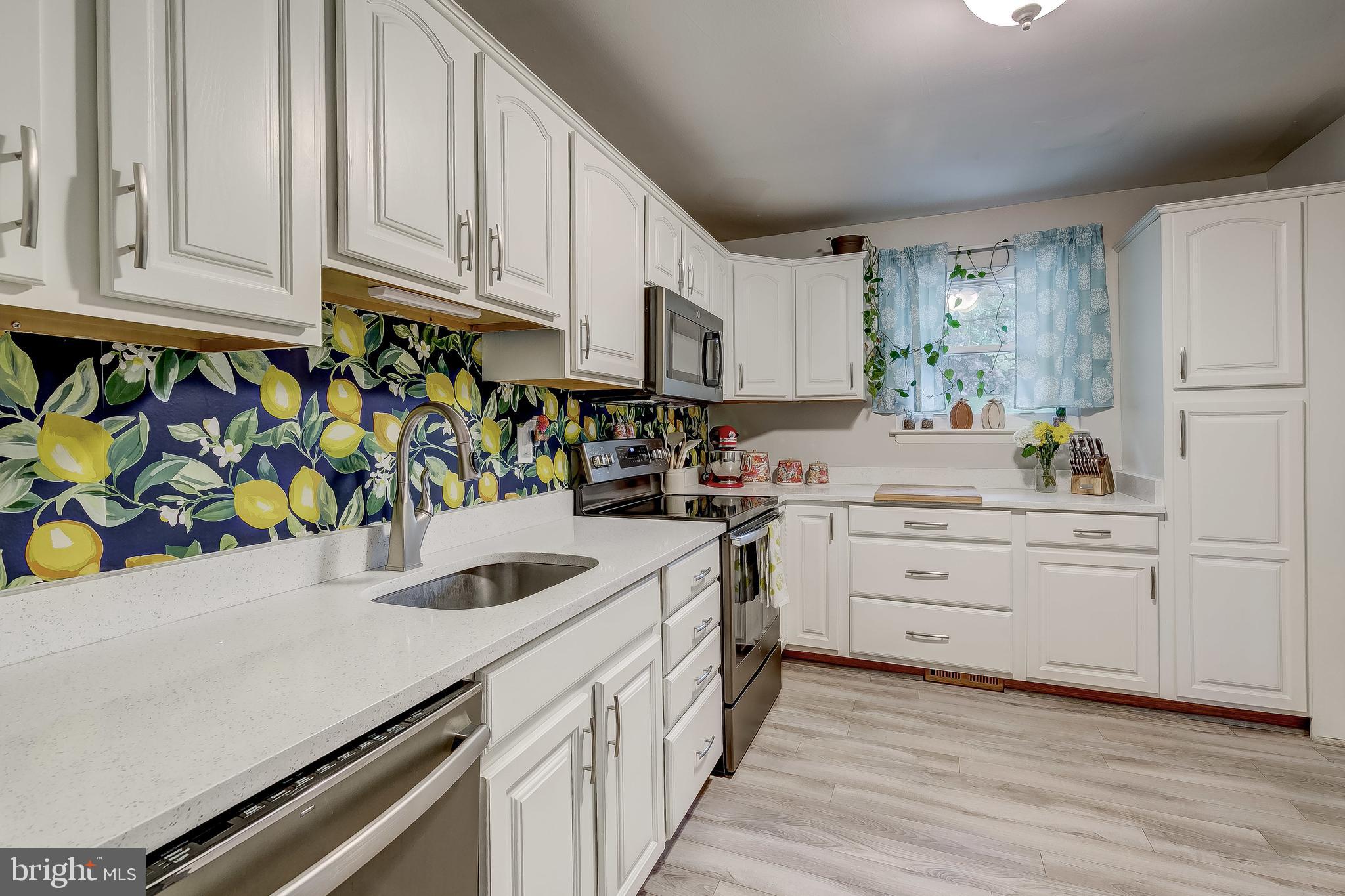 2125 Round Hill Road Fallston, MD 21047 - Photo 12 of 32 Pretty kitchen