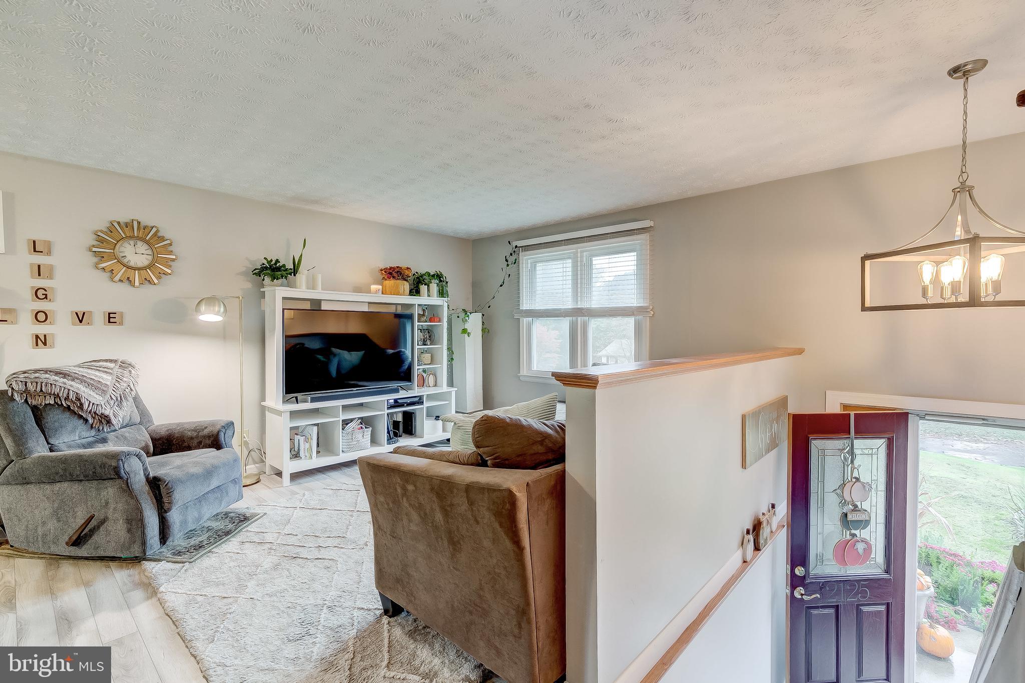 2125 Round Hill Road Fallston, MD 21047 - Photo 3 of 32 Living room
