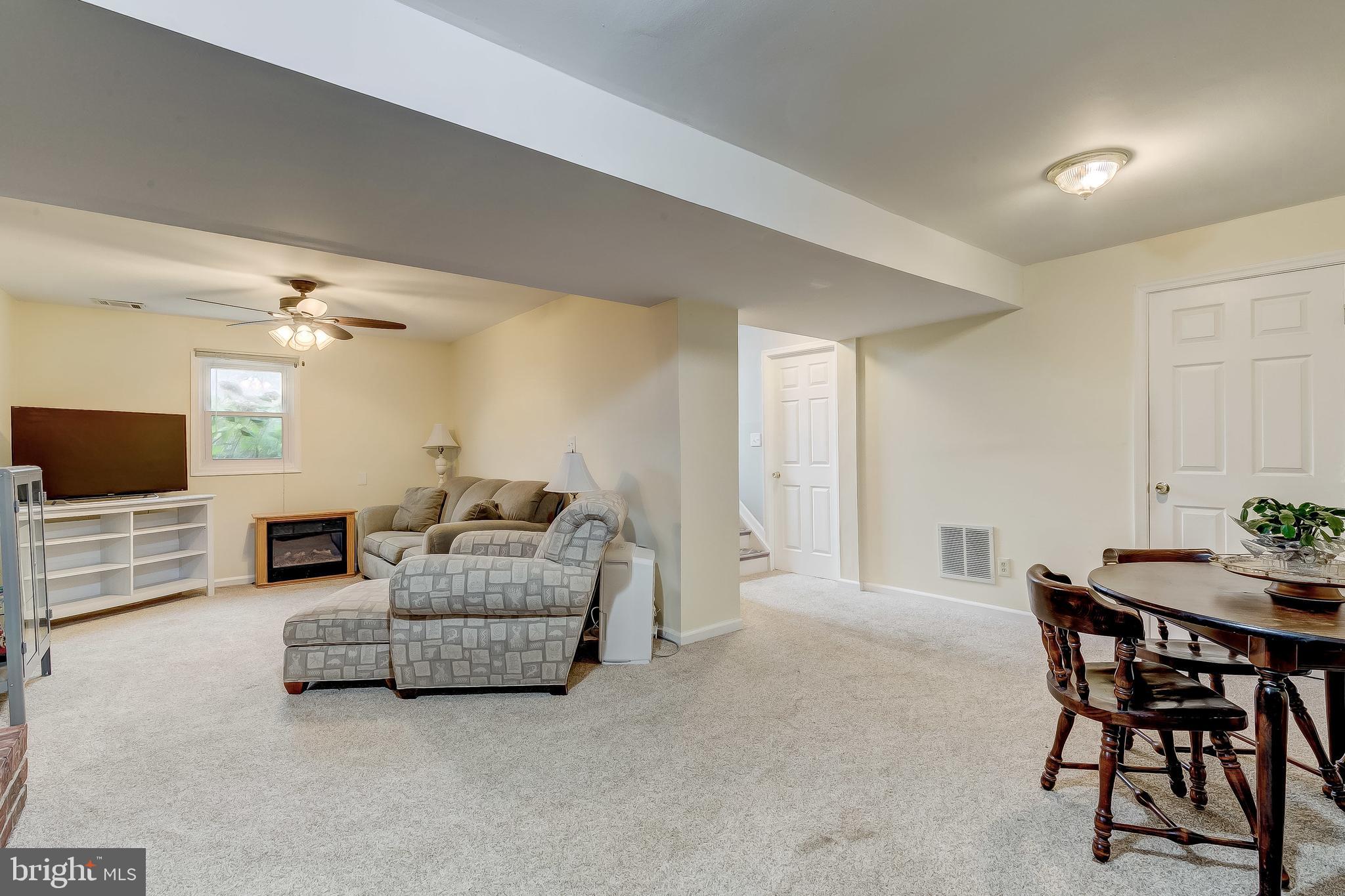 2125 Round Hill Road Fallston, MD 21047 - Photo 7 of 32
