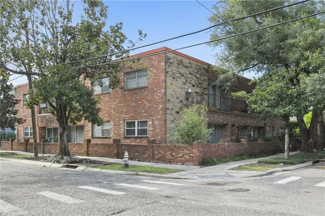 $215,000 | 1508 Constantinople Street, Unit 12, New Orleans, LA 70115