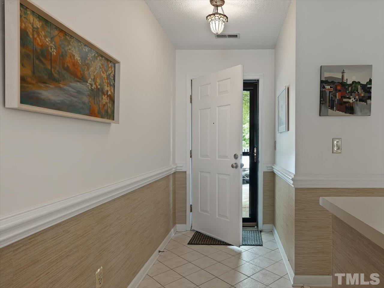 2602 Cottage Circle Raleigh, NC 27613 - Photo 5 of 21