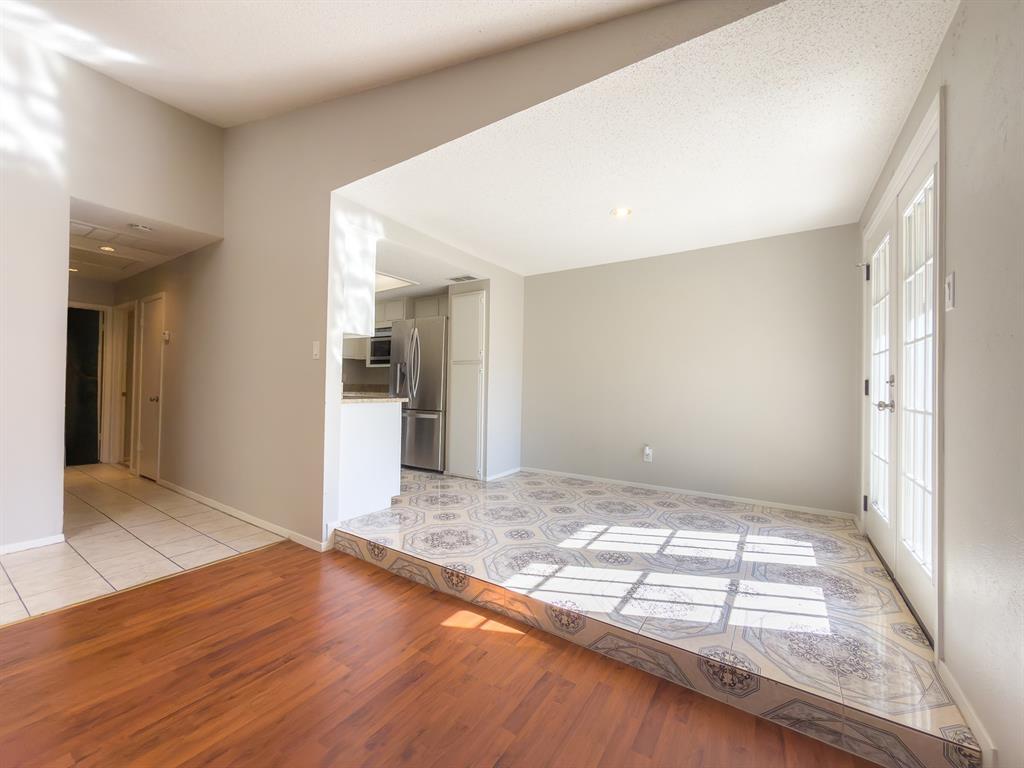 6646 East Lovers Lane, Unit 602 Dallas, TX 75214 - Photo 6 of 19 a view of an empty room and window