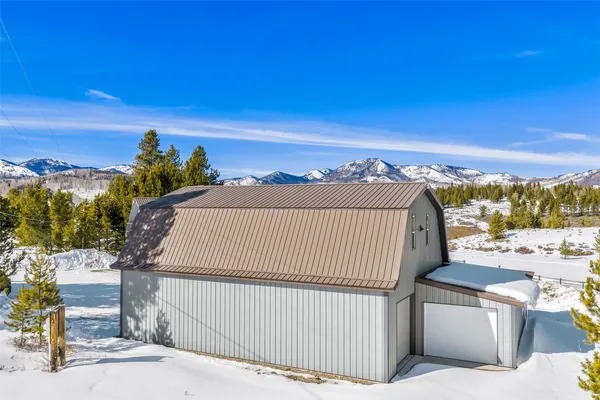 $1,485,000 | 23628 County Road 62, Clark, CO 80428