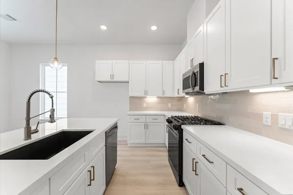 $314,900 | 3109 Jensen Drive, Unit A, Houston, TX 77026