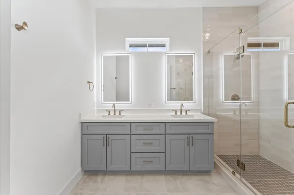 $314,900 | 3109 Jensen Drive, Unit A, Houston, TX 77026