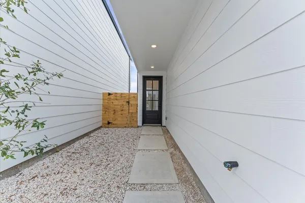 $314,900 | 3109 Jensen Drive, Unit A, Houston, TX 77026