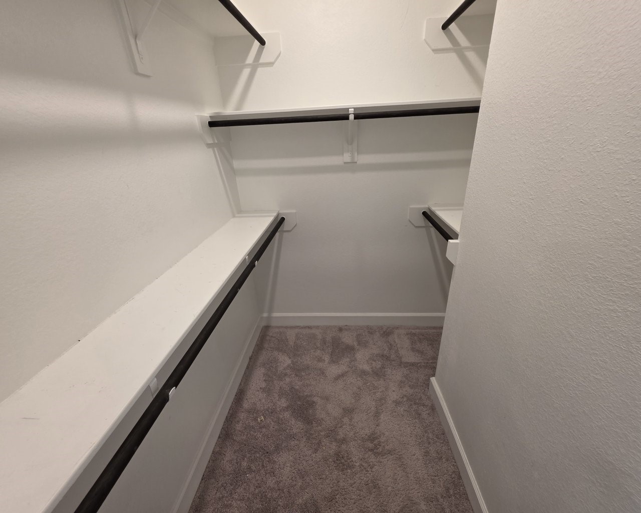 3015 Harbor Spring Way Manvel, TX 77578 - Photo 21 of 33 Walk-in closet #2