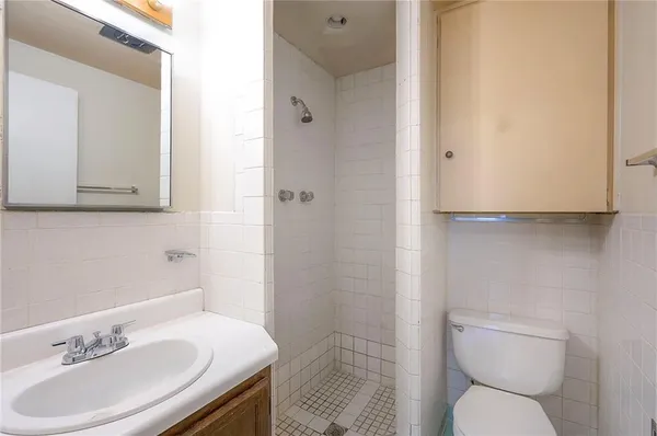 $189,000 | 409 Corral Drive, Belton, MO 64012