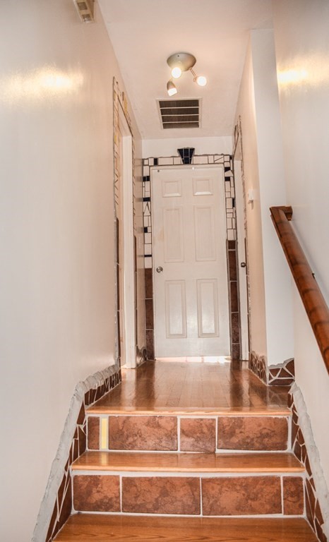 23 Laurel Drive Hudson, MA 01749 - Photo 33 of 40