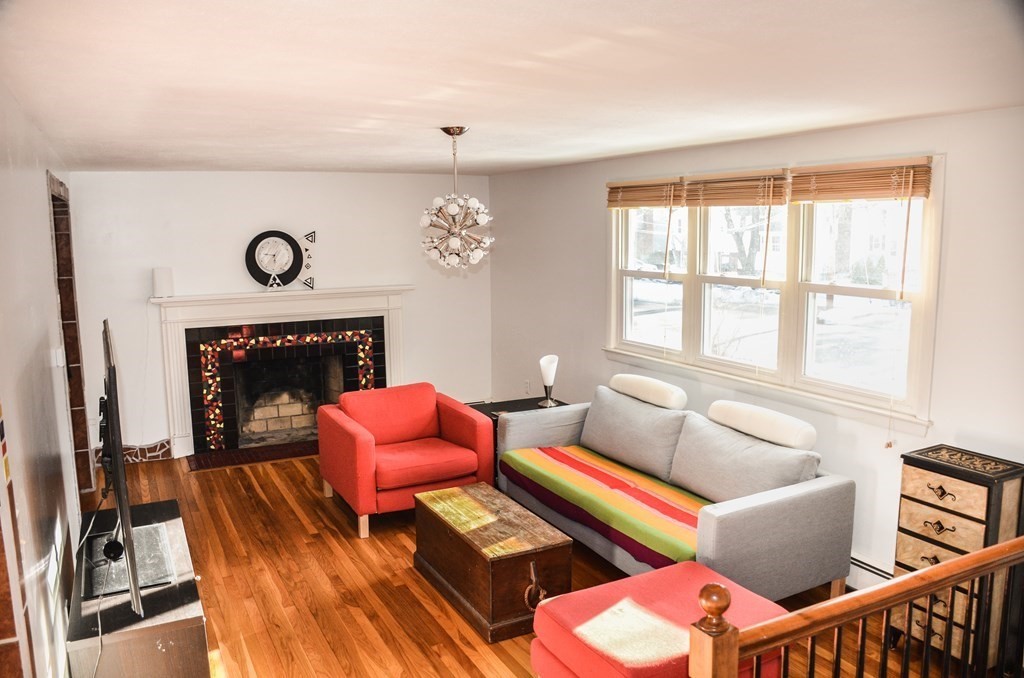 23 Laurel Drive Hudson, MA 01749 - Photo 5 of 40