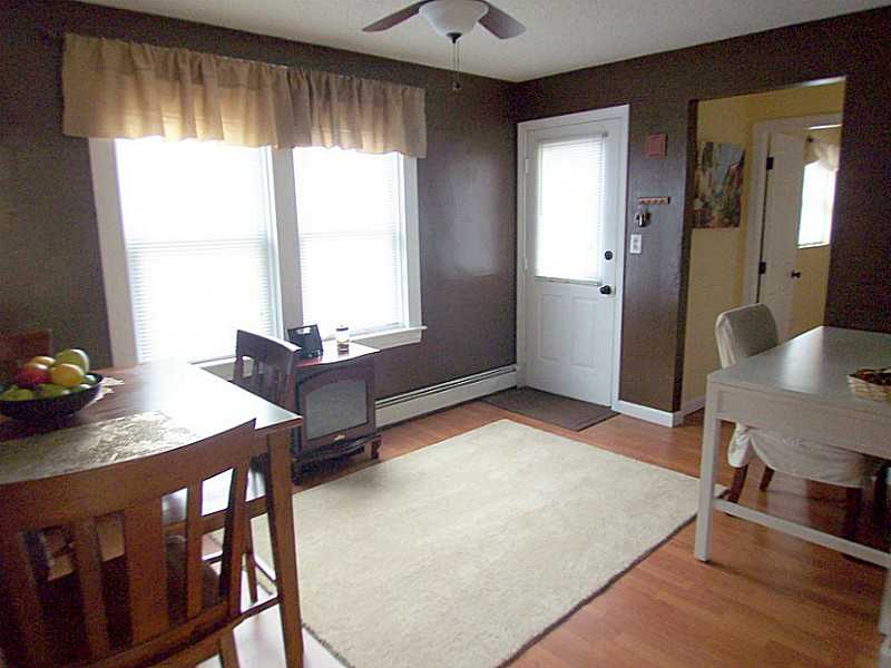 929 West Shore Road Warwick, RI 02889 - Photo 8 of 15 Dining Area.