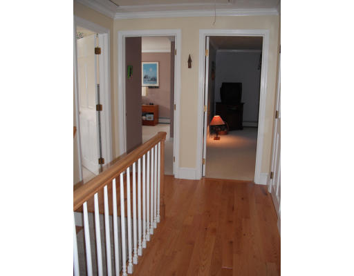 3 Wadsworth Road Shrewsbury, MA 01545 - Photo 10 of 21 Gallery Image 10