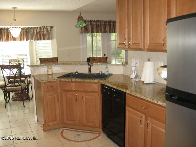 1221 Paradise Pond Road St. Augustine, FL 32092 - Photo 5 of 10 Kitchen
