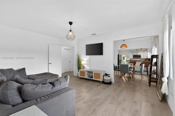 $4,700 | 2940 Southwest 25th Terrace, Miami, FL 33133