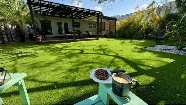 $4,700 | 2940 Southwest 25th Terrace, Miami, FL 33133