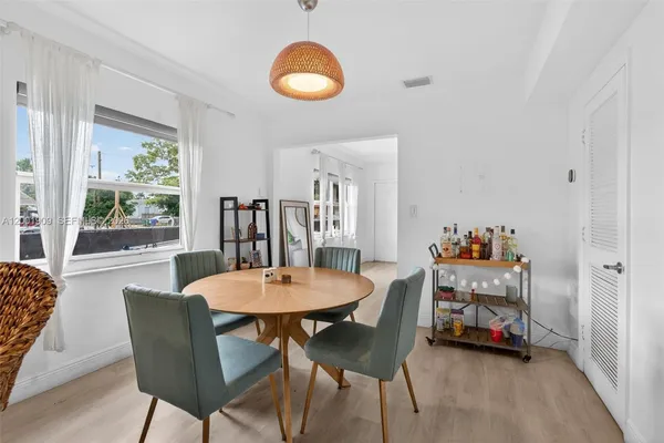 $4,700 | 2940 Southwest 25th Terrace, Miami, FL 33133