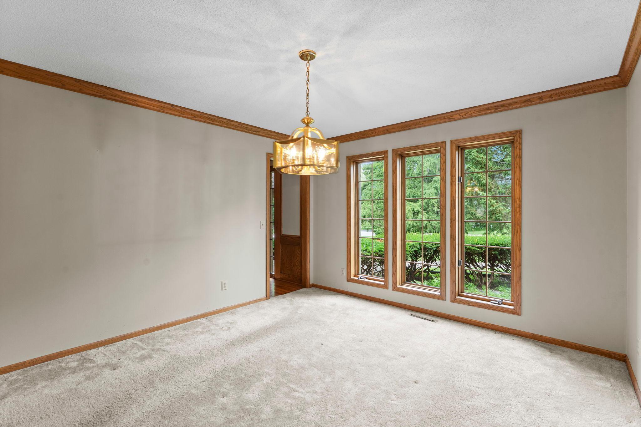 7890 Guild Court Apple Valley, MN 55124 - Photo 13 of 36