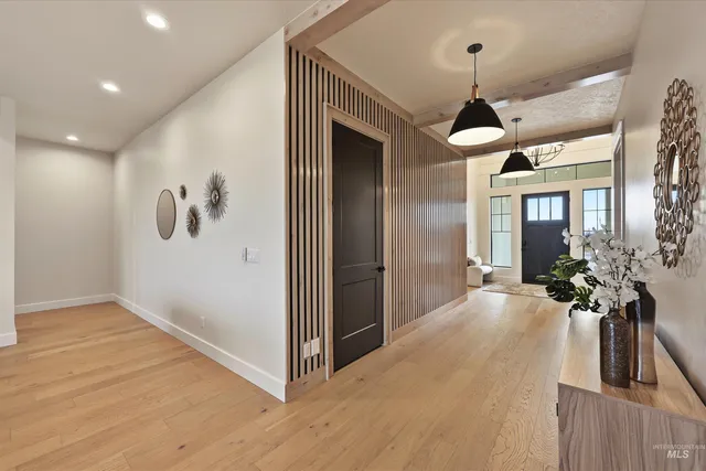 $1,349,900 | 20 East Shafer View Drive, Meridian, ID 83642