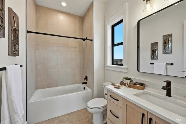 $1,349,900 | 20 East Shafer View Drive, Meridian, ID 83642