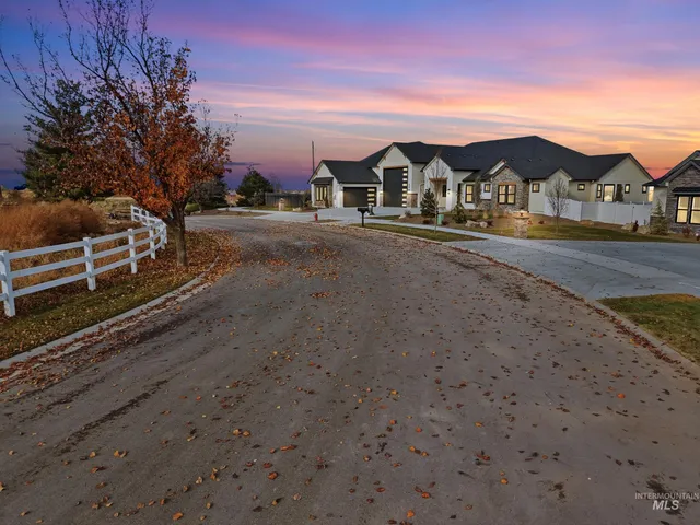 $1,349,900 | 20 East Shafer View Drive, Meridian, ID 83642