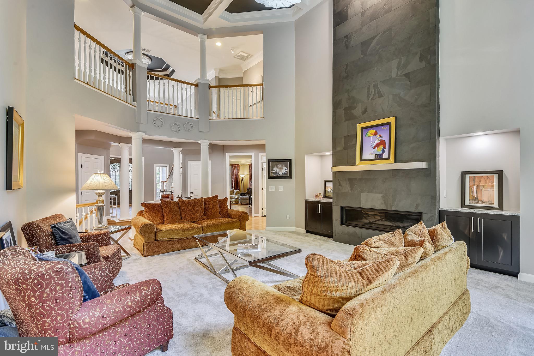 116 Chimney Ridge Place Sterling, VA 20165 - Photo 22 of 78 Family Rm: light and airy heart of home