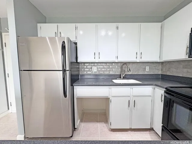 $2,195 | 98-402 Koauka Loop, Unit 1809, Aiea, HI 96701