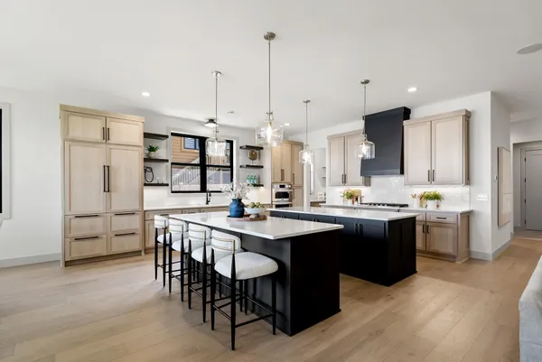 $2,395,000 | 2006 Shorewood Lane, Mound, MN 55364