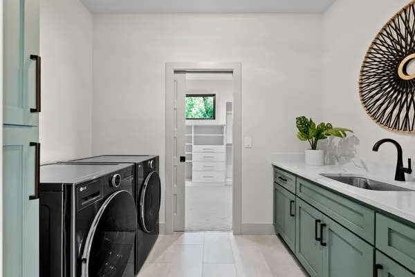 $2,395,000 | 2006 Shorewood Lane, Mound, MN 55364