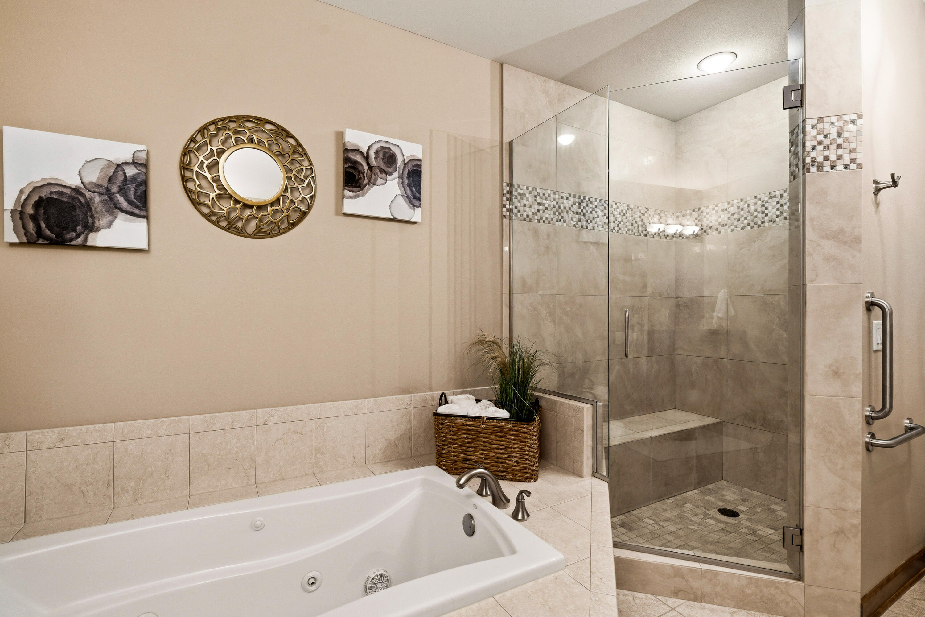 765 Bay Court, Unit B Brookfield, WI 53005 - Photo 46 of 48 DSC00710